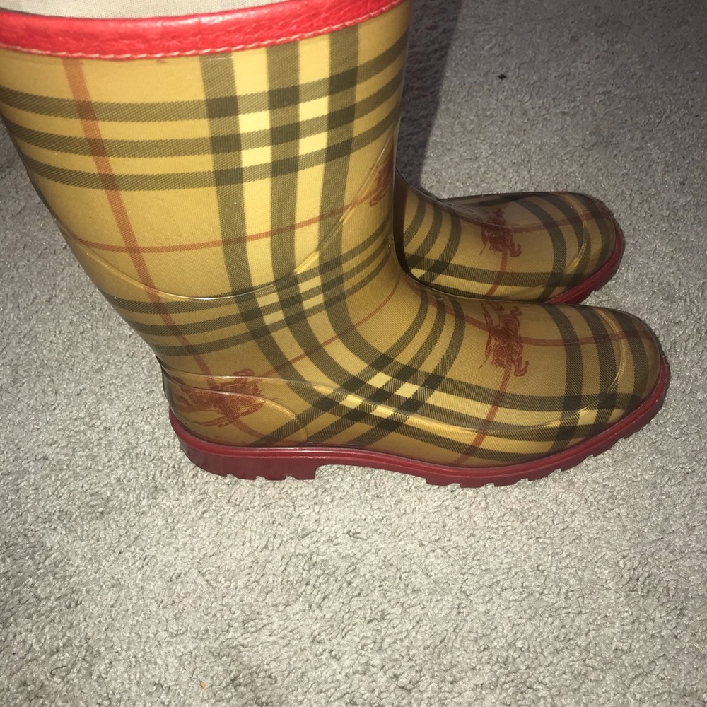 VINTAGE Burberry rain boots - Picture 2 of 5